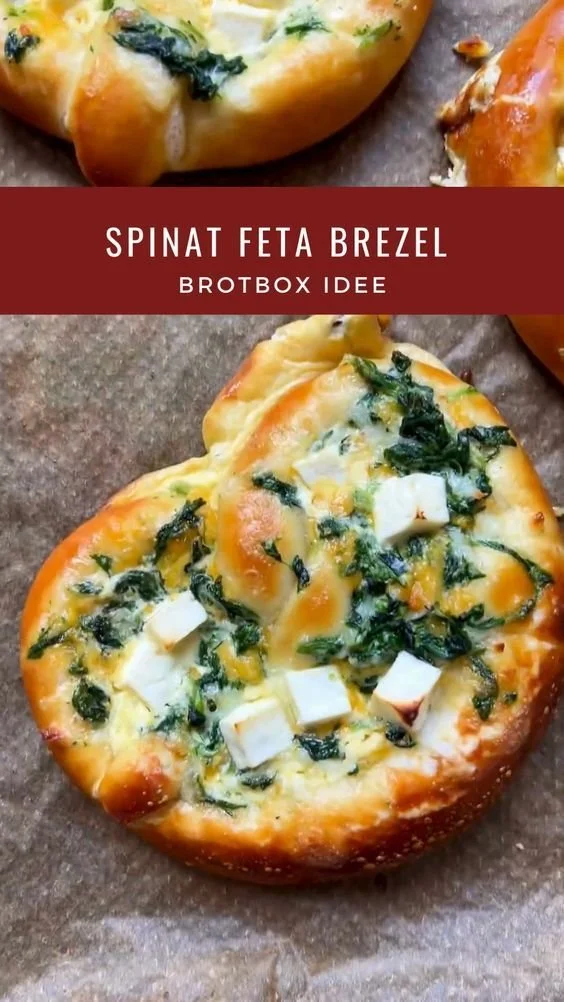 Herzhafte Brezeln und Fingerfood auf einem Tisch für jede Feier